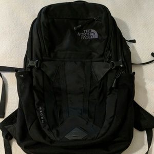 North face recon backpack